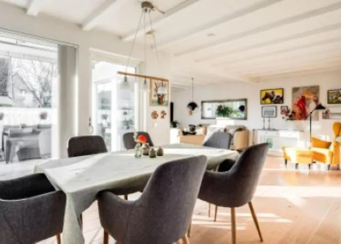 3 Bedroom Lovely Family Friendly Home